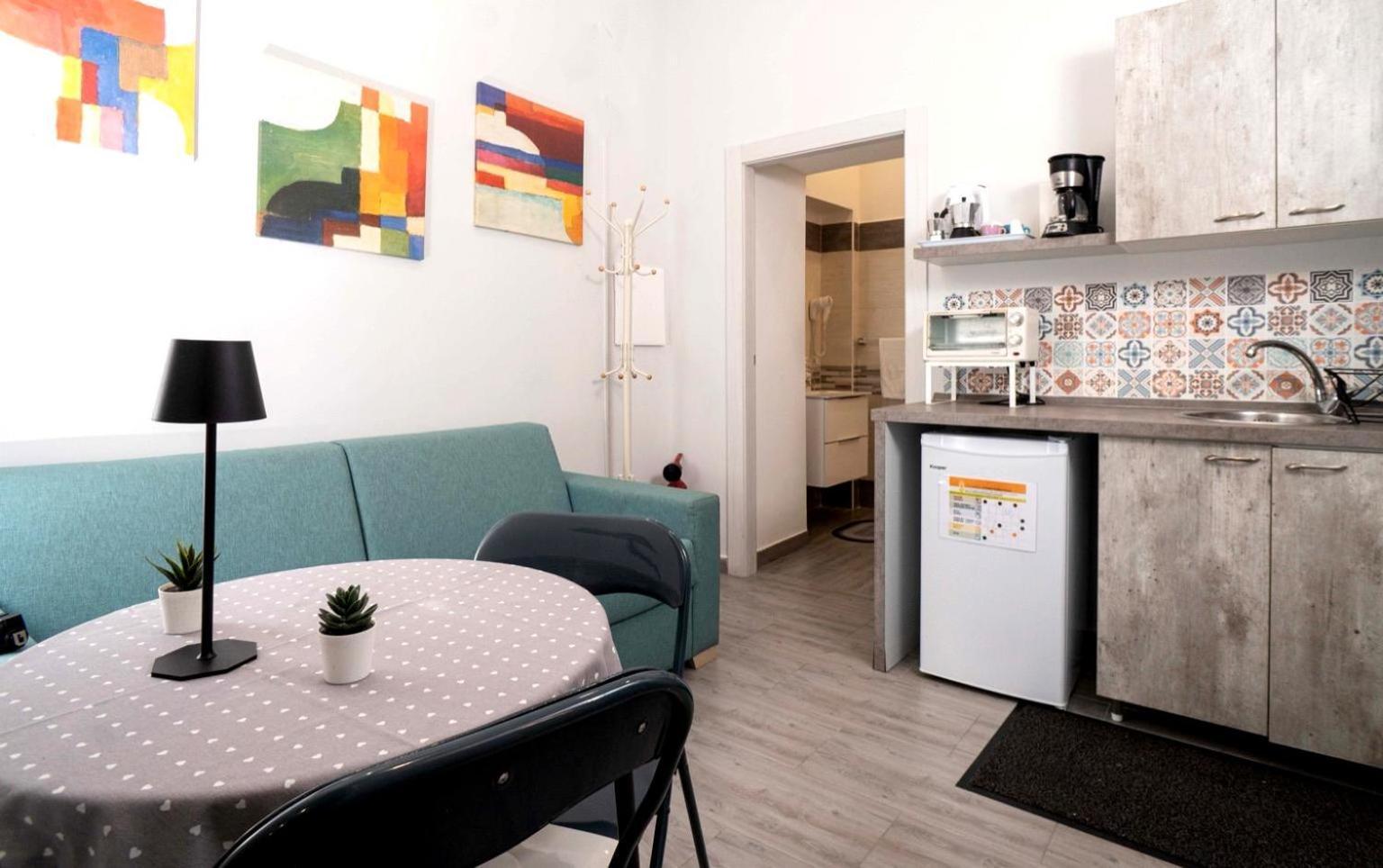 Casa Vacanze Alma B&B Grazioso Appartamento Sul Lungomare Di Pozzuoli A 300Mt Dal Centro E Dal Rione Terra By Movery Eksteriør billede
